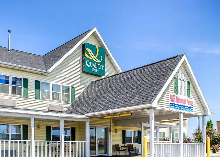 Quality Inn Mauston I-90