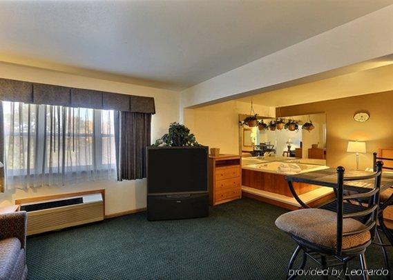 Inn Quality I-90 2*