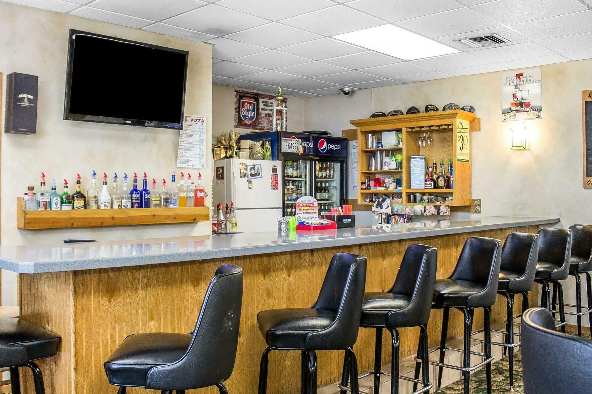 Quality I-90 Inn 2*